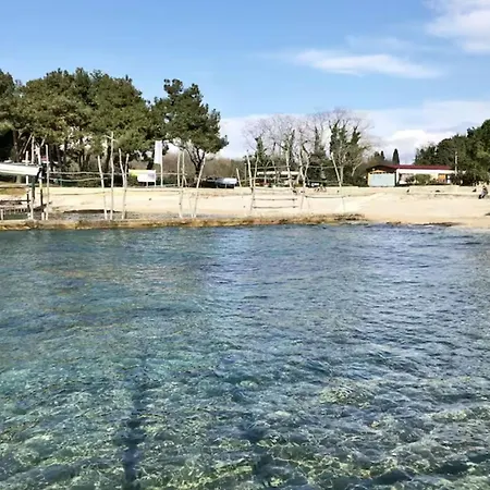 Appartement Ground-floor Retreat Surrounded By Nature Bašanija
